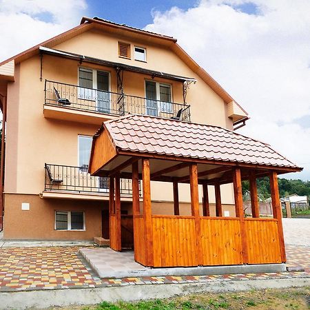 Sadiba "Lisova Pisnia" Hotel Kékesfüred Kültér fotó